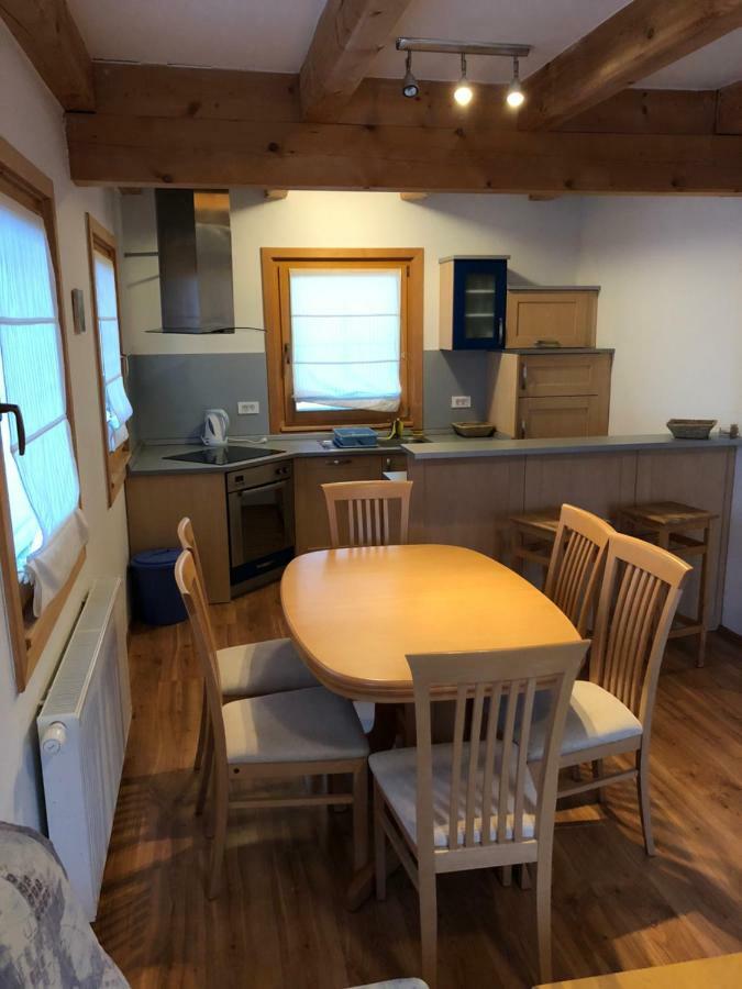 Apartmaji Zlata Lisicka Cerkno Exteriör bild